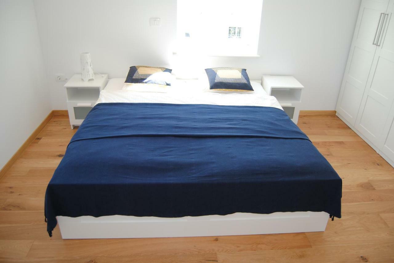 Apartment With Free Parking Ljubljana Exteriör bild